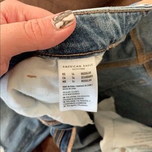 American eagle mom jeans size 14